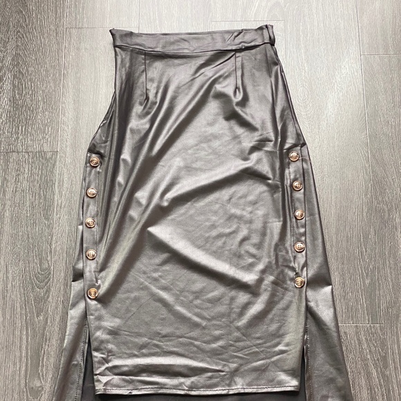 SHEIN Dresses & Skirts - Faux Leather skirt w/ belt